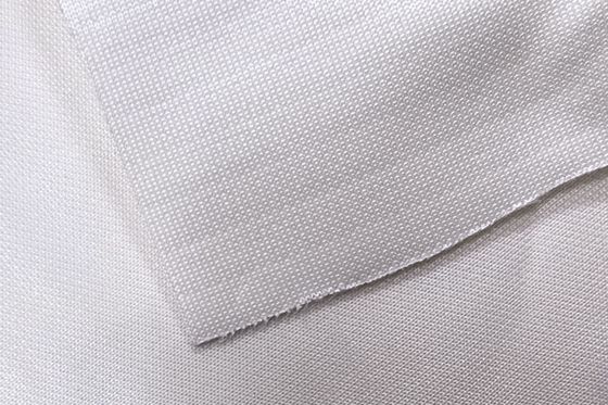 1000N Punch Proof Stab Proof 550GSM UHMWPE/Polyester Fabric For fencing